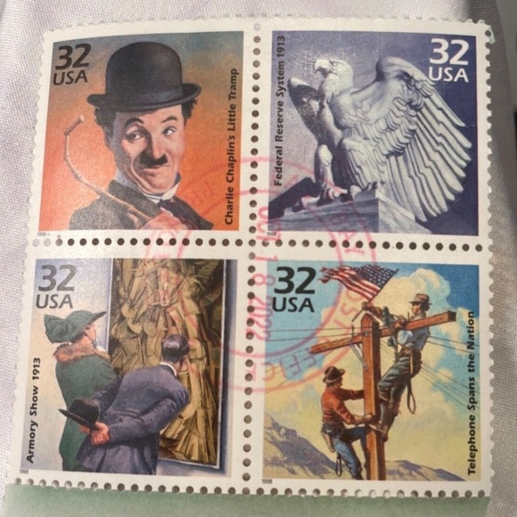 Celebrate The Century With Four{4} 32 Cent 1910 Souvenir Stamps  Mint - Picture 3 of 3